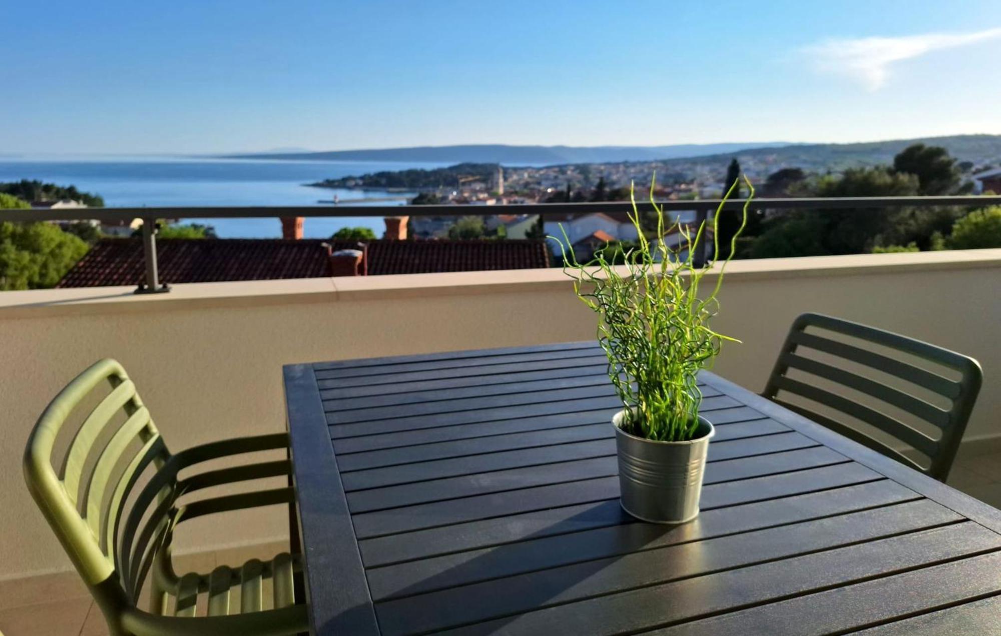 Sea View Apartments Ivana Krk Town Eksteriør bilde