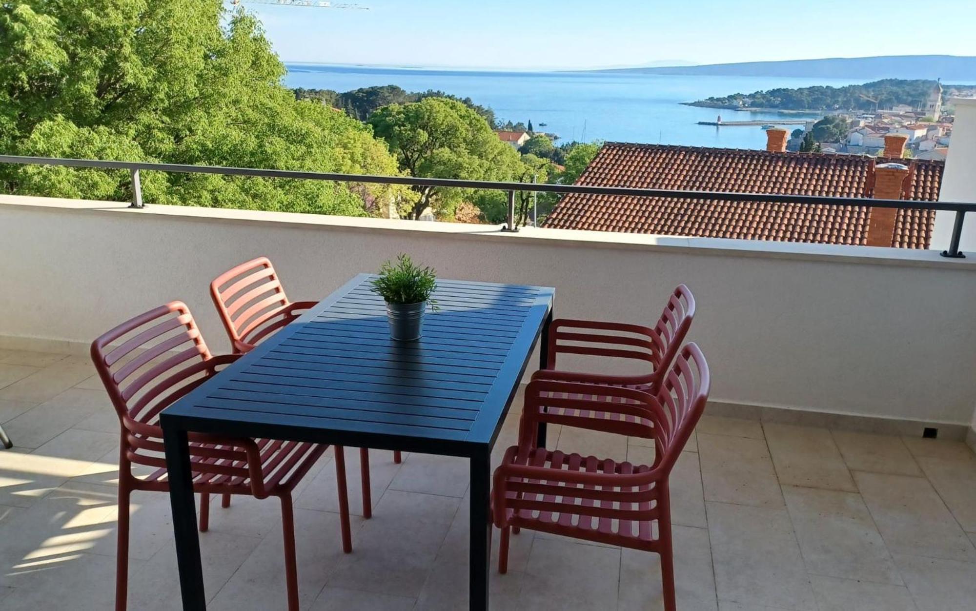 Sea View Apartments Ivana Krk Town Eksteriør bilde
